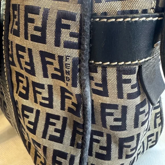 Fendi small Zucchino Canvas Boston - Picture 5 of 9